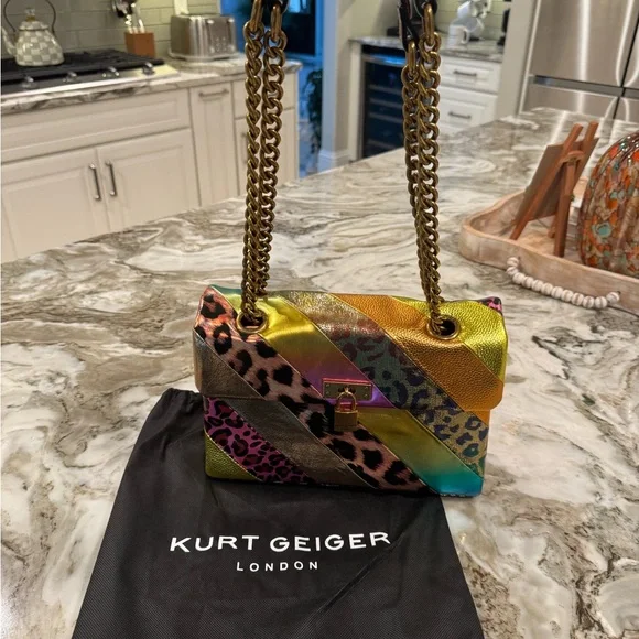 Kurt Geiger NWOT Vibrant Print Shoulder Bag - Picture 3 of 14